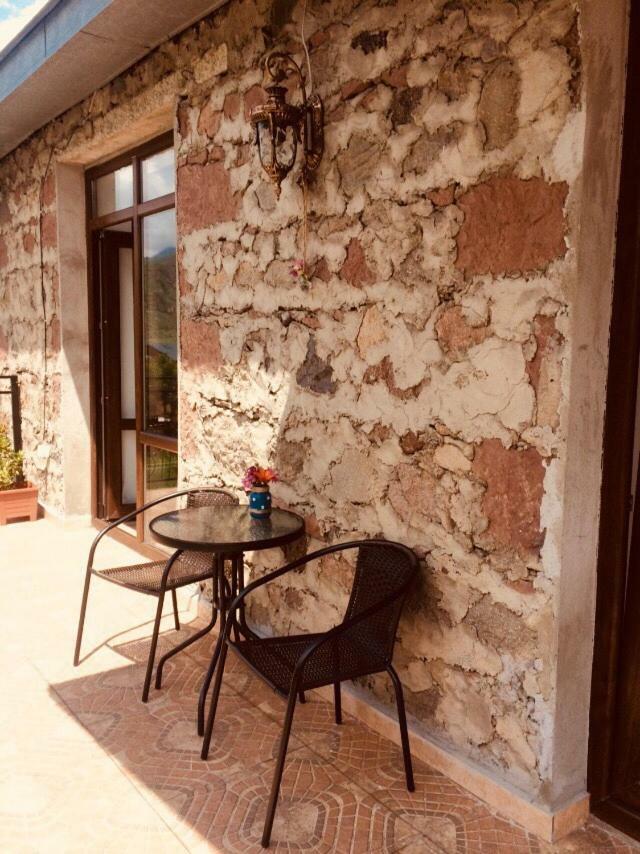 Ia'S Guest House Kazbegi Exterior foto